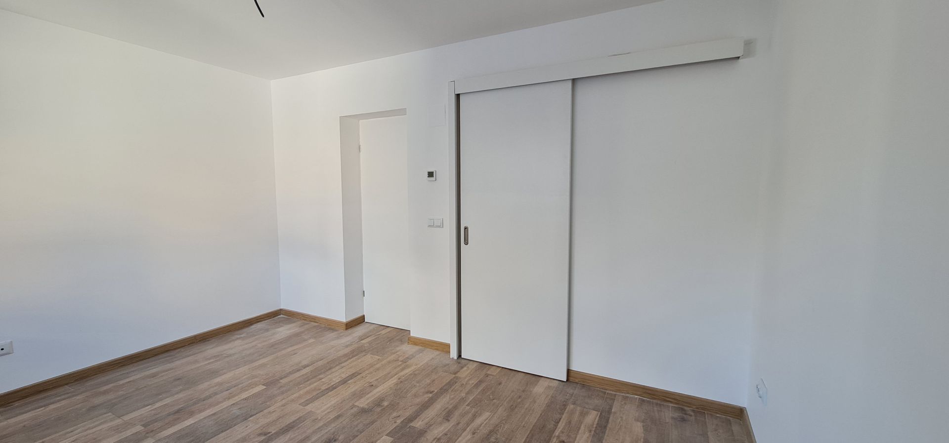 Casa finalizata si intabulata 3 camere Cartier Izvor Tarlungeni Brasov - Poză 9