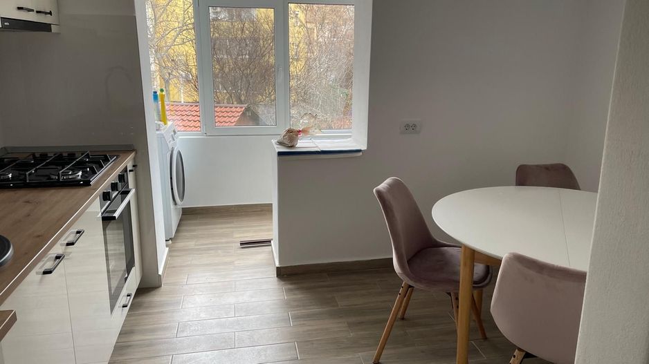 Spitalul Judetean | 2 Camere | Etaj 1 | Renovat complet | Centrala proprie - Poză 3