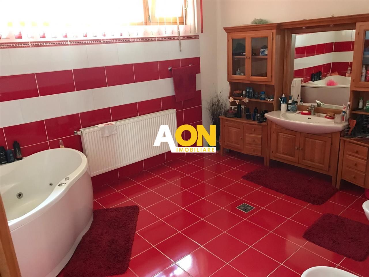 Vila cu 5 camere 922 mp teren  panorama superba comuna Ciugud - Poză 12