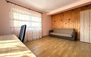 Apartament cu 3 camere, 2 băi și loc de parcare în curte – Turnișor - Poză 6