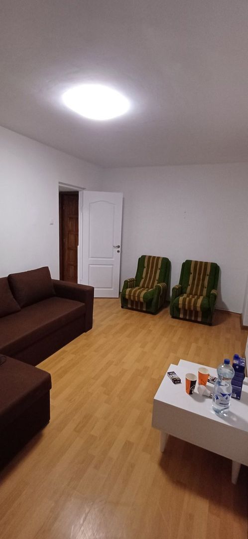 Ag BRASADAS vinde apt 2 cam etaj 3 Carpati 1. - Poză 3