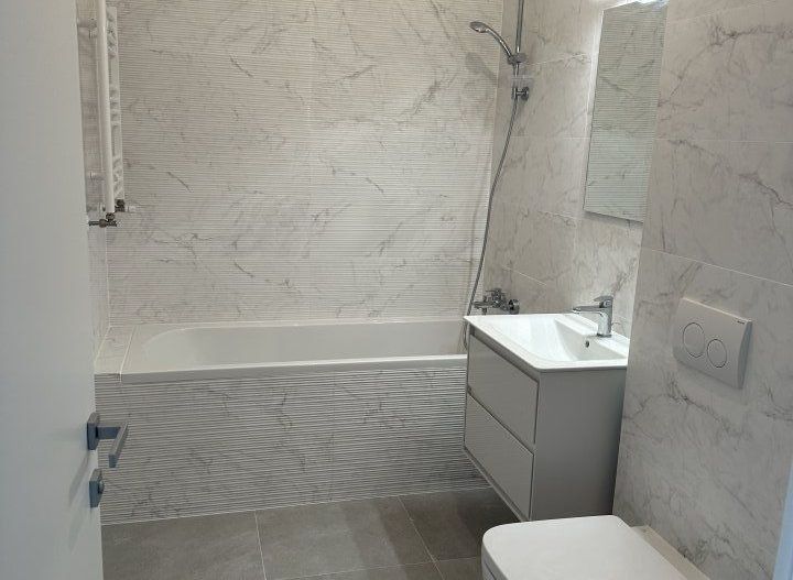 Studio cu vedere superba Pipera | Rond OMV | Residence5 - Poză 3