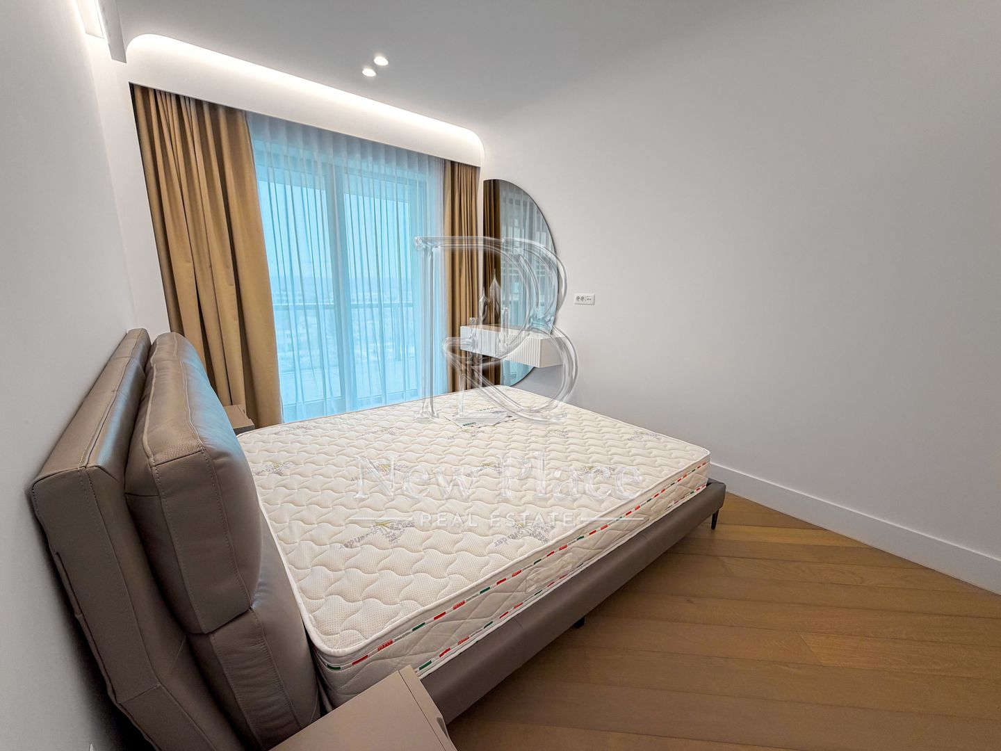 CORTINA 126 | Apartament exclusivist | Terasa 25 mp | ULTRA LUX - Poză 9
