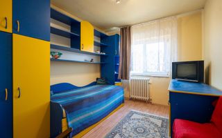 APARTAMENT CU 3 CAMERE DECOMANDAT ZONA ROGERIUS - Poză 1