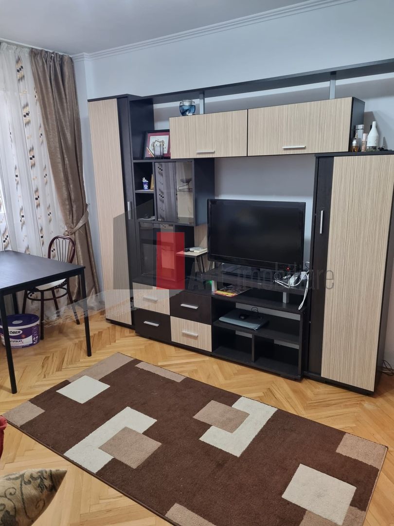 APARTAMENT 2 CAMERE PANDURI - Poză 1