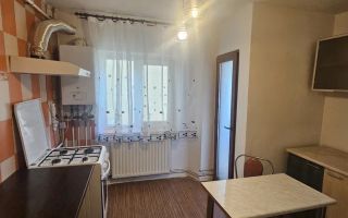 3 decomandate, etaj 3/4, centrala, 1 Mai - 400 Euro - Poză 4