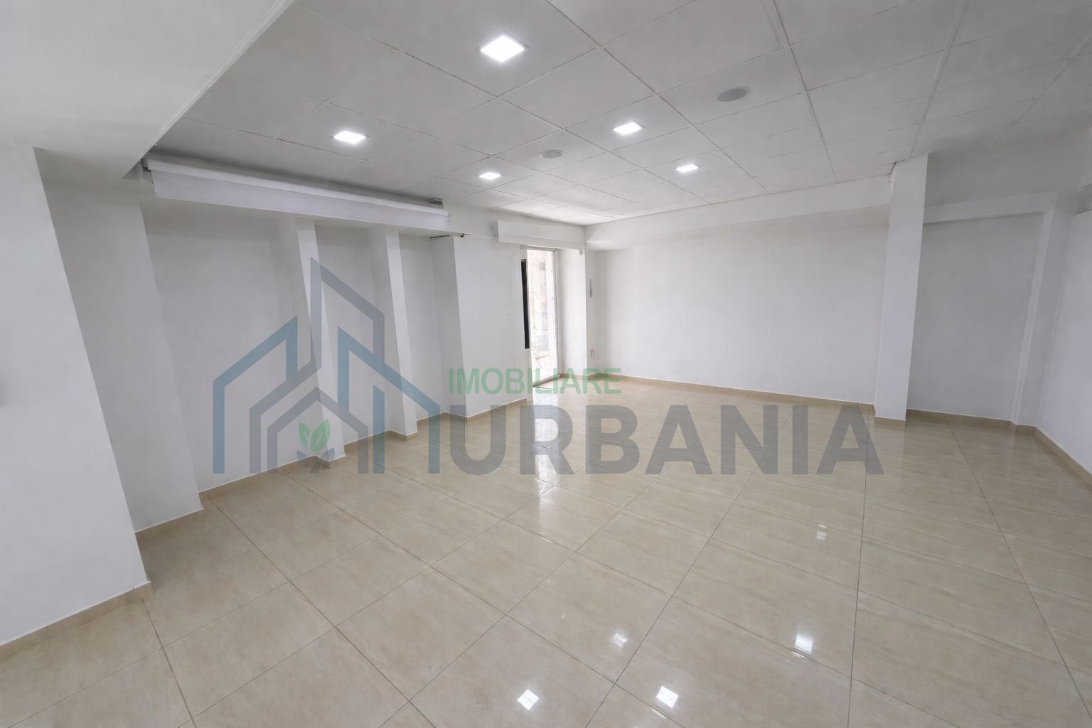 Spațiu comercial de închiriat pe strada Atelierului 3, Iași - Poză 2