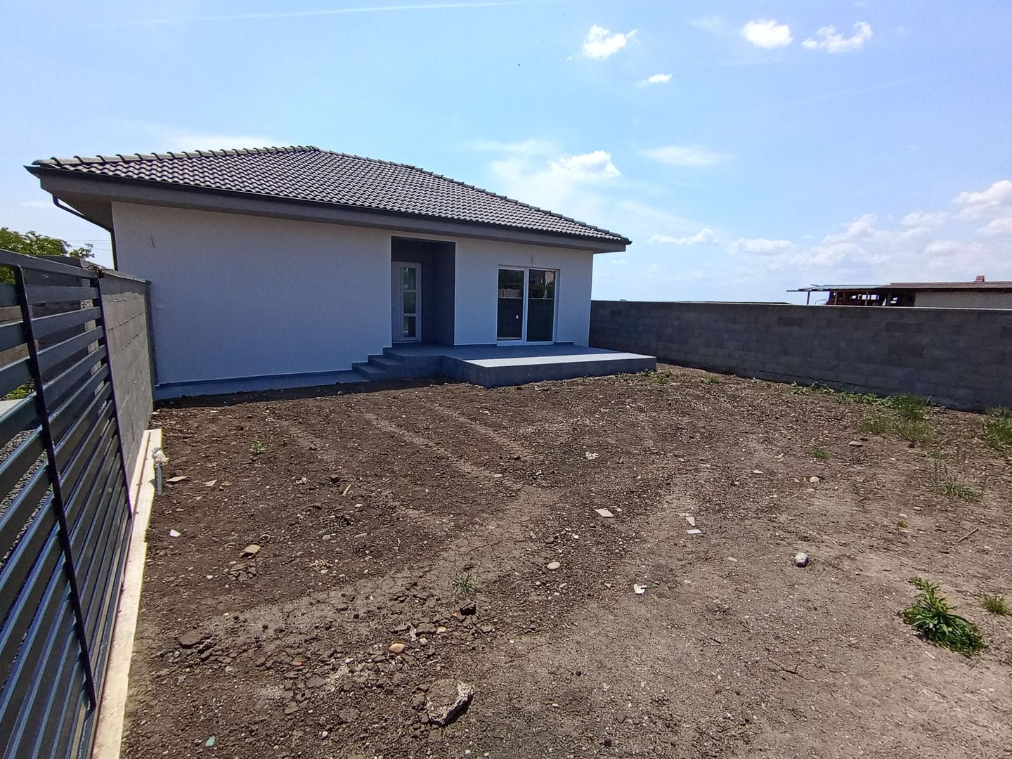 Sanandrei Casa Individuala Pe Parter, 3 Cam, Drum Asfaltat. Toate Utilitatiile - Poză 2