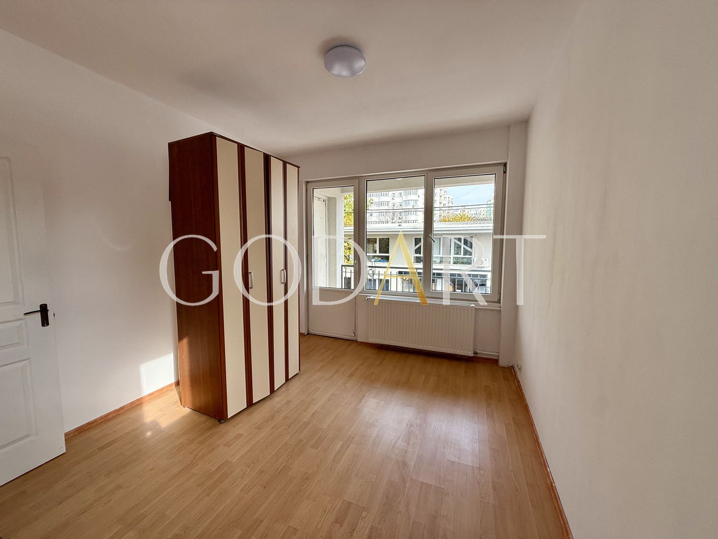 Oportunitate | Vila individuala | Curte | Tei - Poză 6