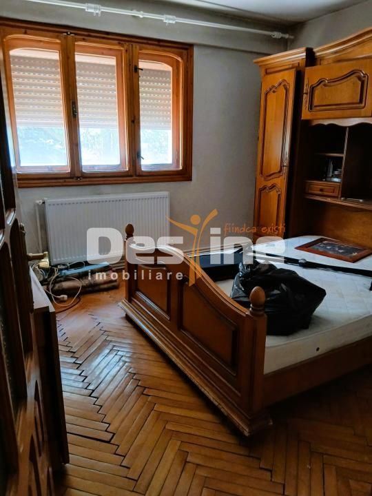 Apartament de vanzare zona centrala etaj 2/8 cu lift - Poză 5