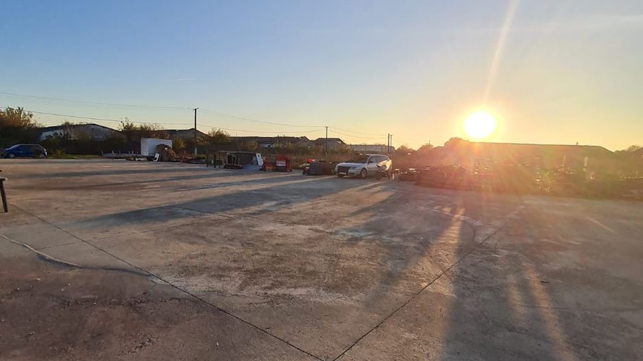 Casa cu teren de 14340 mp în Jebel/Pretabila pentru afacere - Poză 32