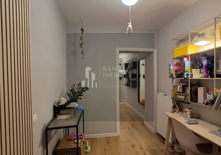 Vanzare 2 camere |  Vila | Renovat | Centrala | P-ta  Victoriei - Poză 3