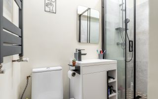 Apartament cu 2 camere în zona Ultracentrală, etaj 1, renovat complet - Poză 6