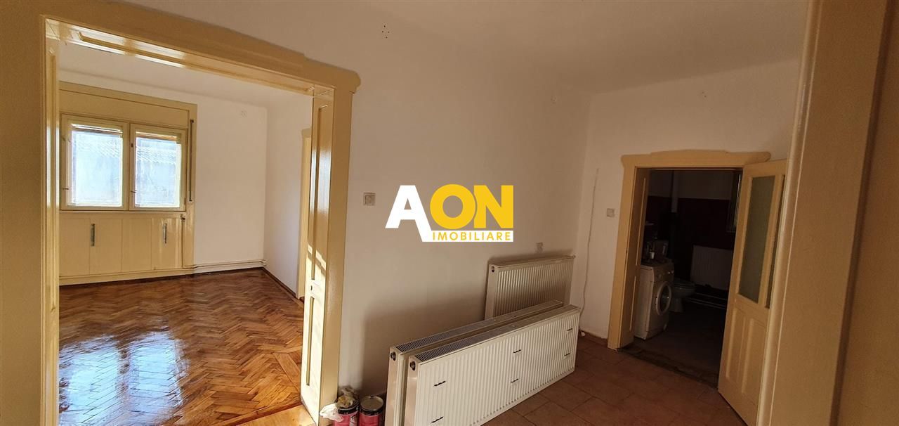 Casa De Inchiriat 3 camere 350 mp teren - Poză 2