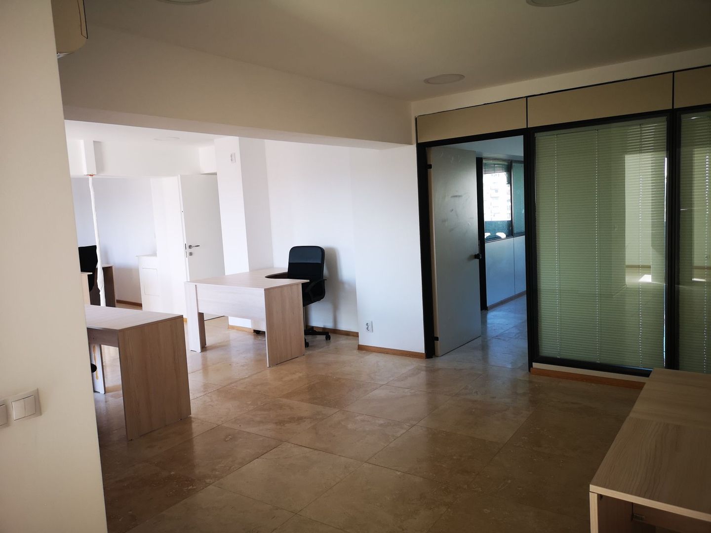 Birou Piata Alba Iulia - Poză 4