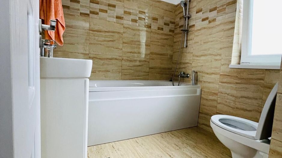 Apartament 3 camere,zona deosebita,3 minute de STB Mega Image si Lidl - Poză 4