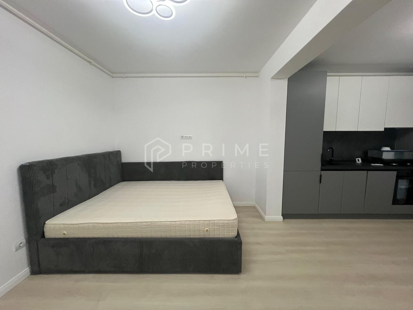 Studio nou de închiriat | Spațios | Imobil nou | Zonă semicentrală - Poză 4