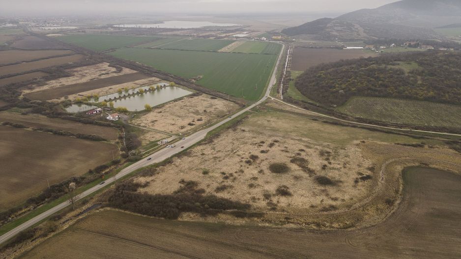 Teren extravilan in Ineu - Poză 6