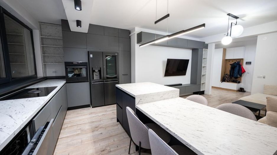 Apartament 3 camere / 2 băi complex Central Parc - mobilat complet - Poză 1