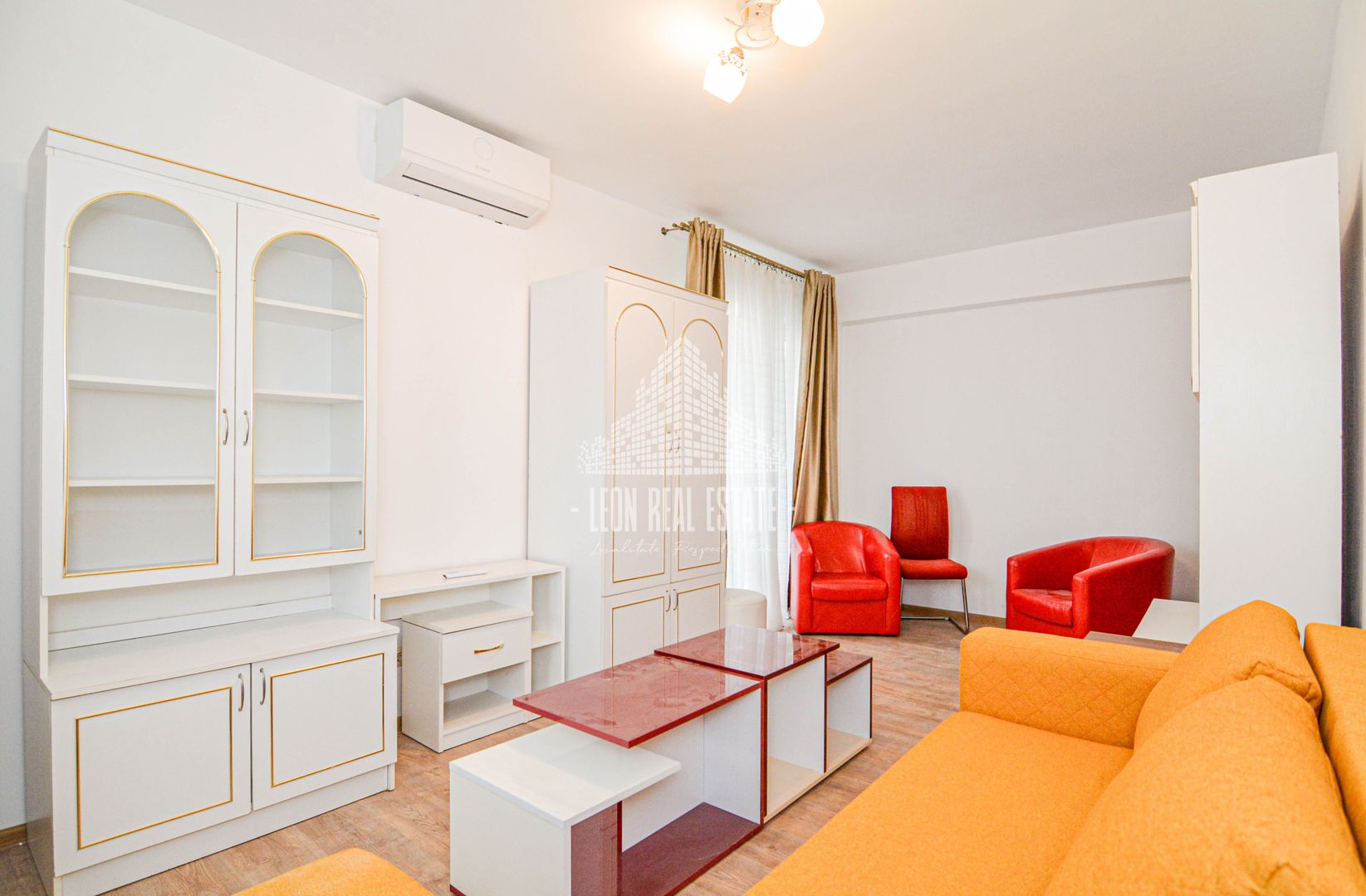 Apartament spatios 3 camere decomandate + 2 locuri de parcare in Baciu - Poză 10