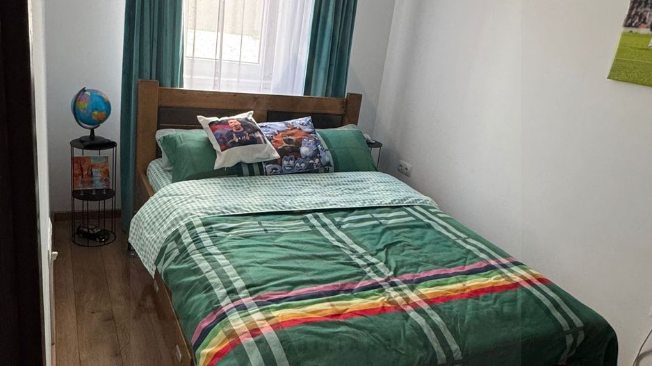 Casa moderna 4 camere 2 bai curte si parcare privata in Arhitectilor - Poză 4