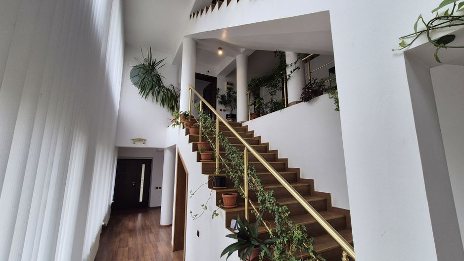 Casa S+P+2 Etaje 502,99 mp - Vatra Luminoasa - Poză 2