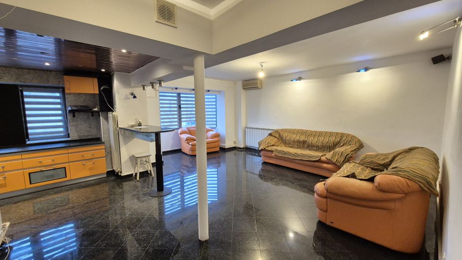 Apartament cu 3 camere, bloc 1990 - bd. Decebal piata Alba Iulia - Poză 3