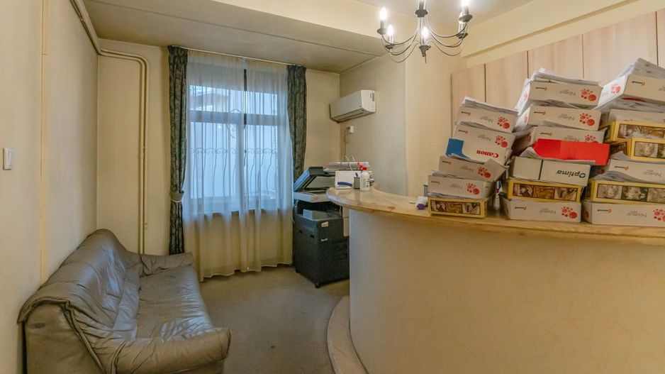 Doua spatii pentru birouri cu acces direct din strada - Poză 7