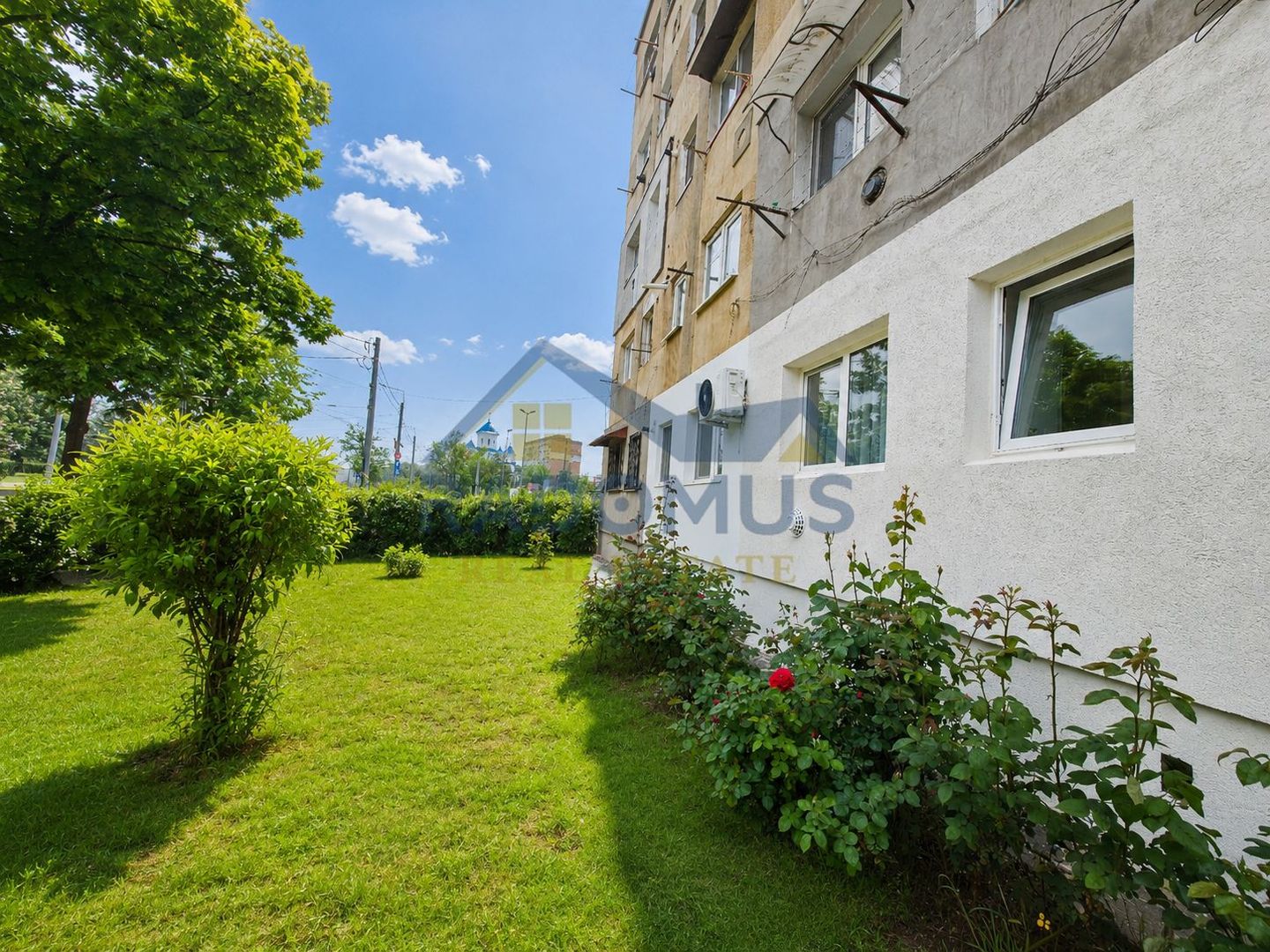 Garsonieră de vânzare – 22 Mp Utili - Parter - Vest -31.900 Euro - Poză 1