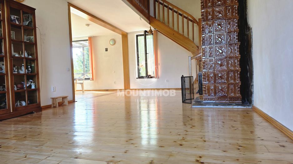 Casa de vacanta in inima padurii, 150 mp/utili, teren 1960 mp, Vulcan - Poză 14