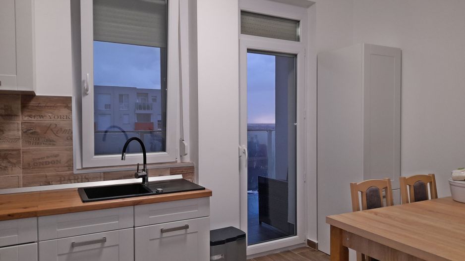 Vanzare 3 camere central, str. Tudor Vladimirescu - Ared, Oradea - Poză 10