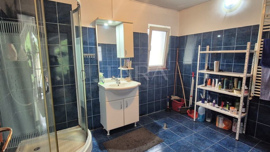Casa individuala retrasa de la traficul cotidian - Poză 10