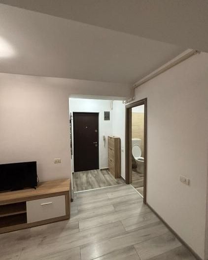 De inchiriat garsoniera , Liberty Centre - Poză 8