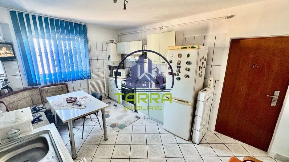 Apartament cu 2 camere de vanzare in Alba Iulia cartier Cetate - Poză 4