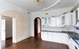 Chirie, oficiu, 4 nivele, 11 odăi, str. Mazililor, Botanica - Poză 8