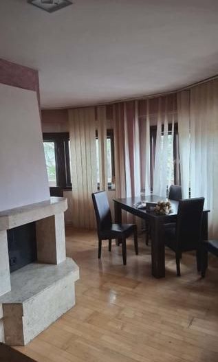 Dorobantilor | 3 camere | etaj 1 | centrala proprie | necesită renovare - Poză 7