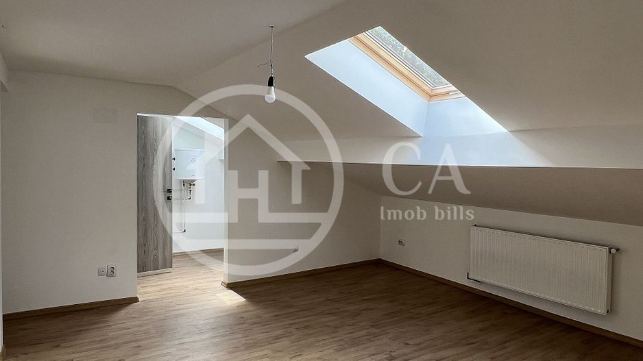 Apartament cu 2 camere de vanzare la curte comuna Subcetate Oradea - Poză 7