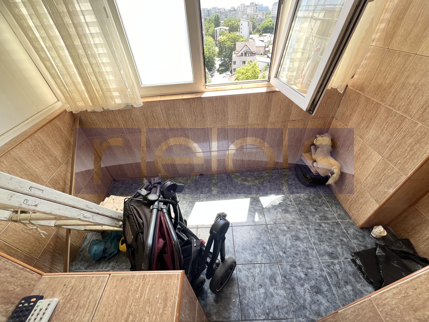 VANZARE  3 CAMERE | DECOMANDAT | VEDERE PANORAMICA | CRANGASI - Poză 7