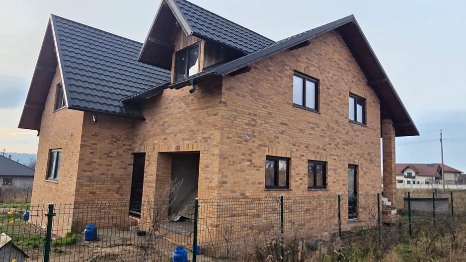 Casă de vânzare | Burdujeni | 200 mp utili | 7,7 Ari - Poză 10