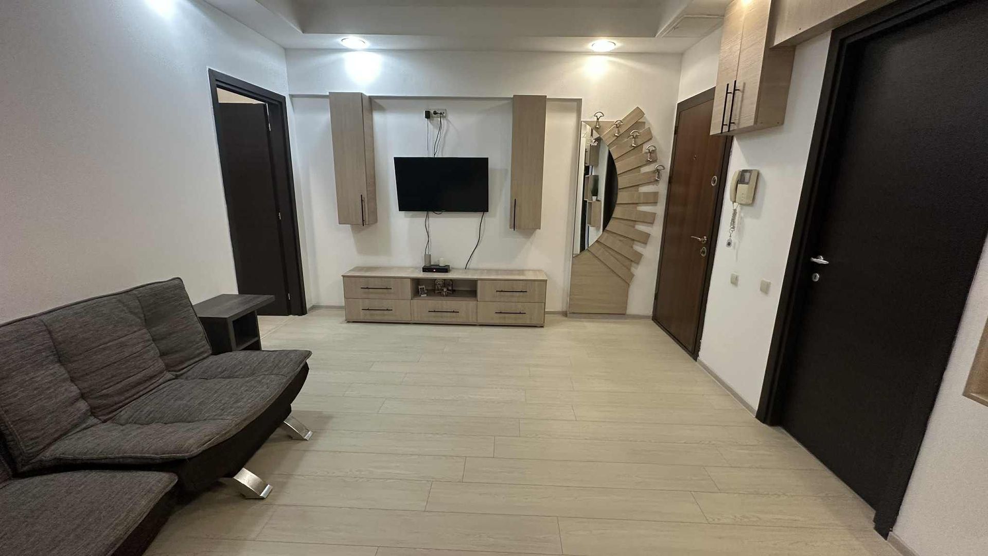 2 camere PARTER Cosmopolis - Poză 2