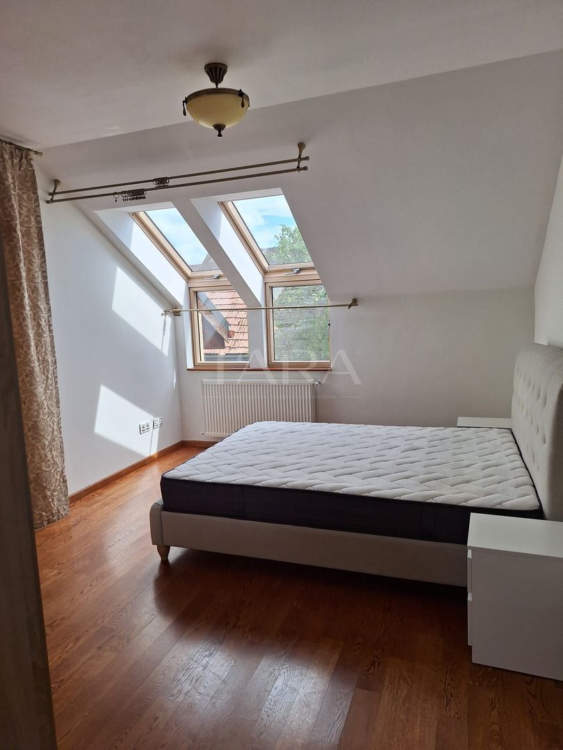 Casa deosebită în Europa – stil clasic, terase și grădină amenajata - Poză 12