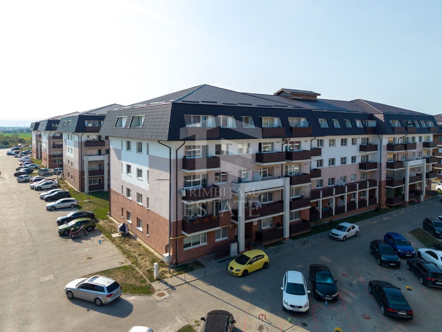 Subcetate|Coresi-Apartament 2 camere 60 mp+loc de parcare - Poză 4