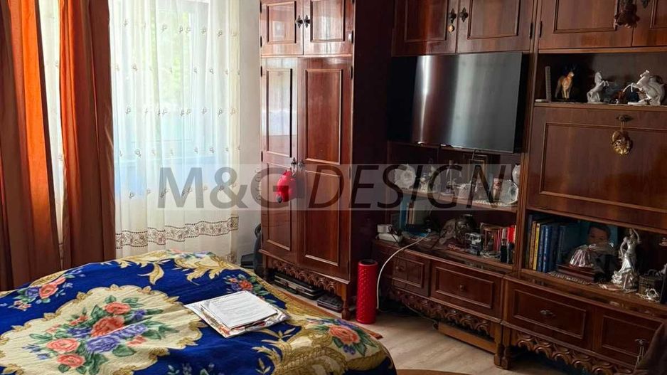 Apartament 3 camere  Lipovei - Poză 1