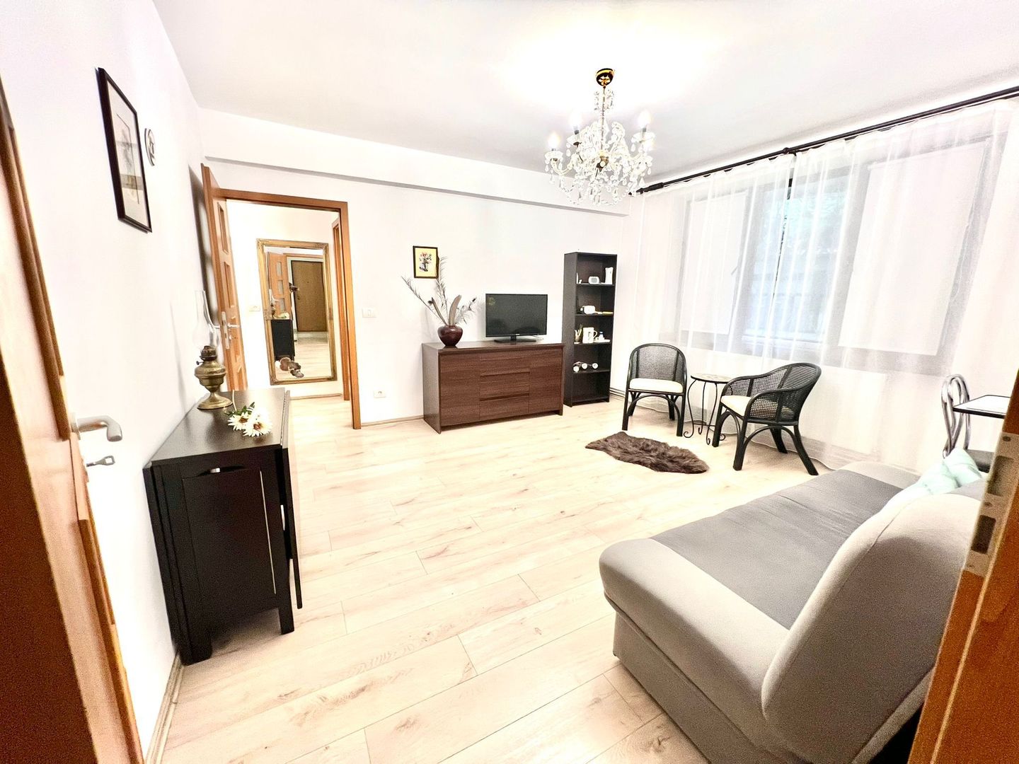 Apartament 3 camere în zona Ultracentrală - Poză 1