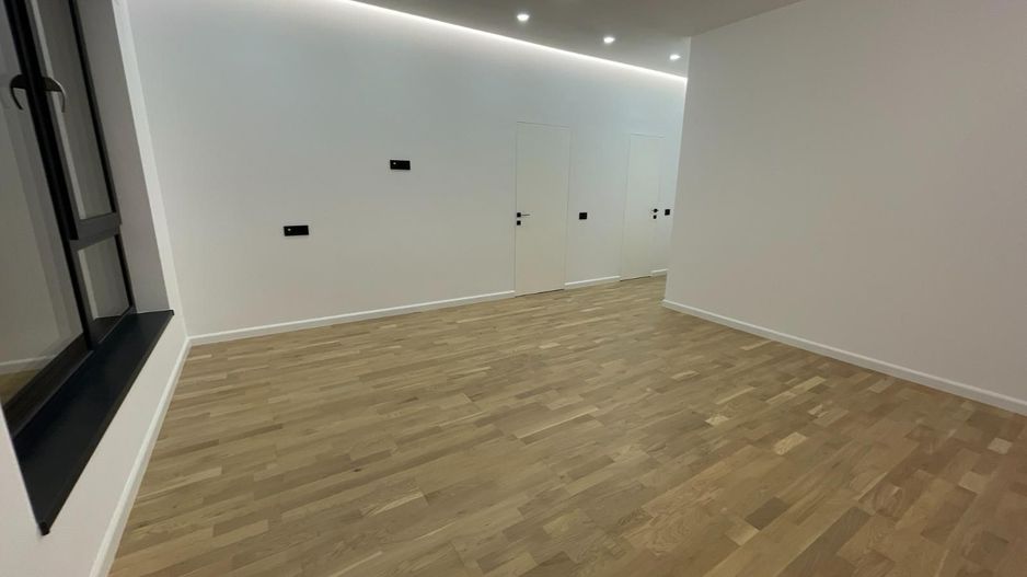 Vila Premium Tunari 5 camere - Poză 4