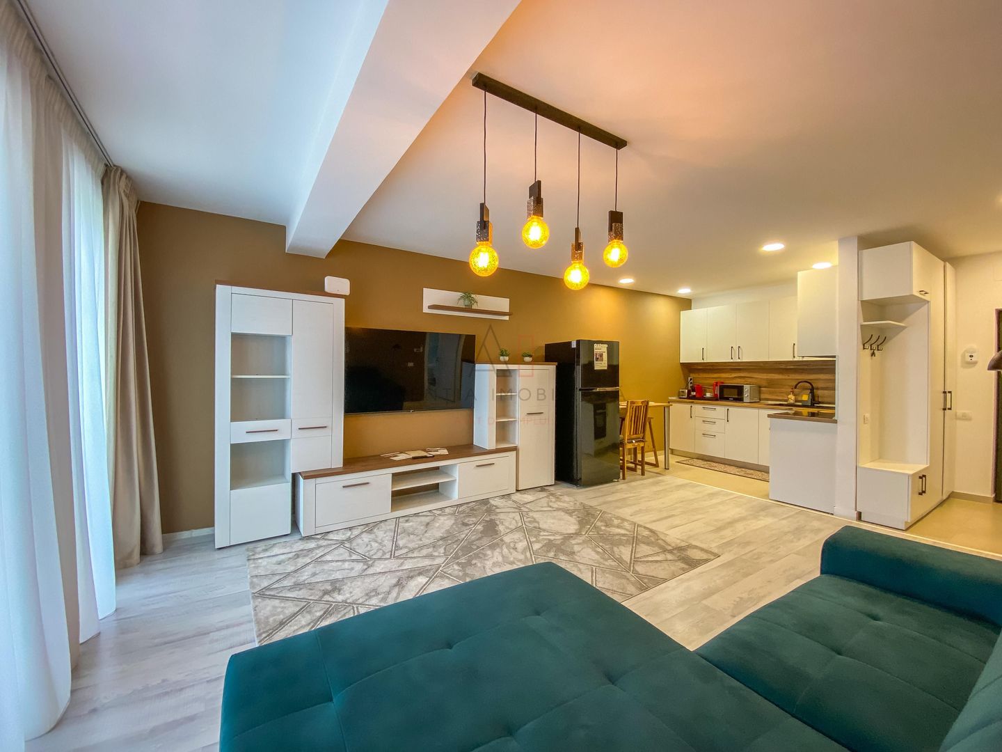 2 camere I Deosebit I 2 bai - Poză 2