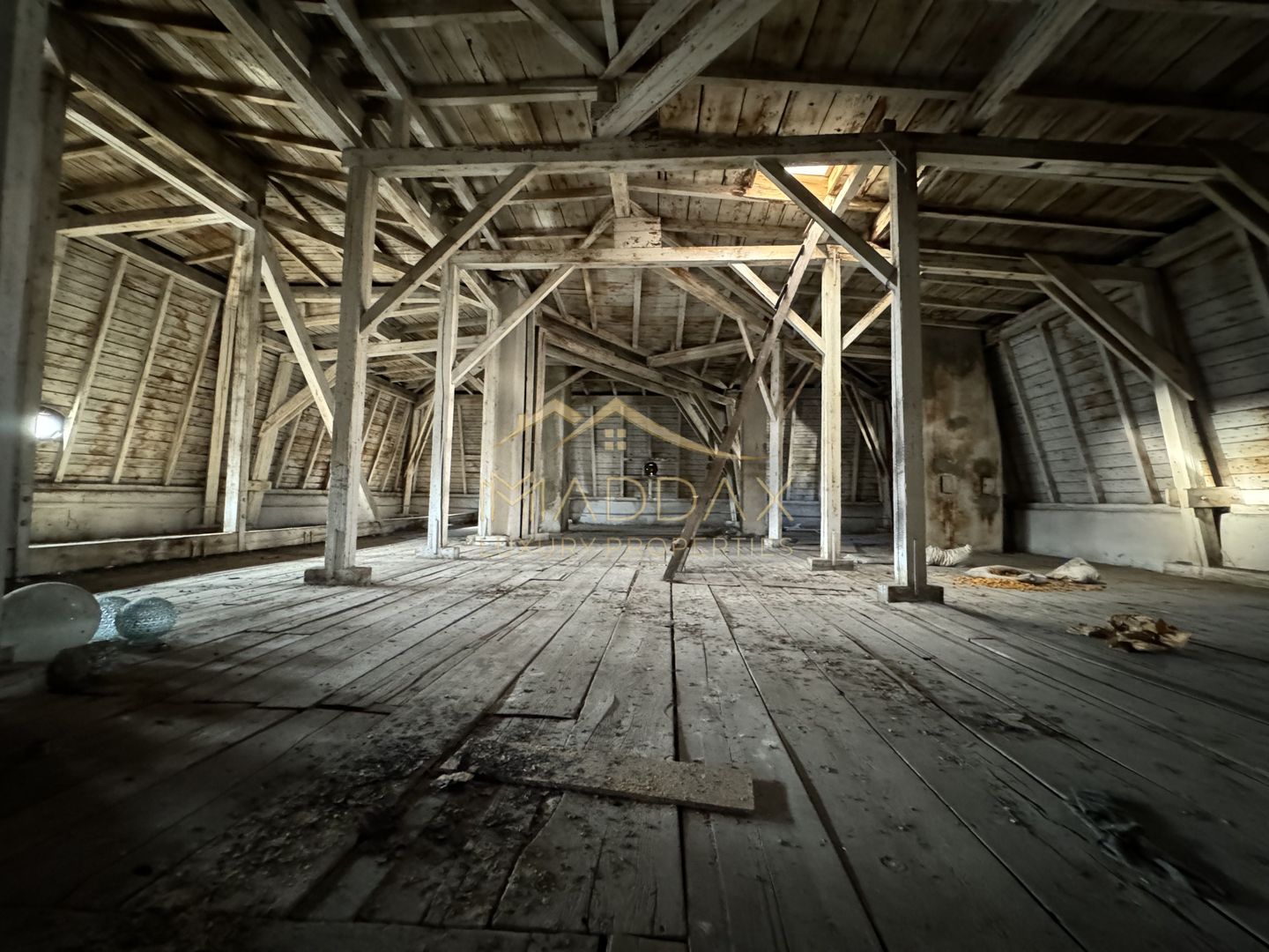 Vila unicat-Piata Romana - Poză 26