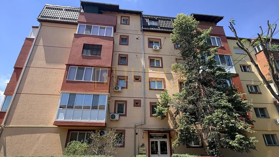 2 camere| Lipovei| zona frumoasa| centrala proprie, clima| pet friendly (pisic) - Poză 16