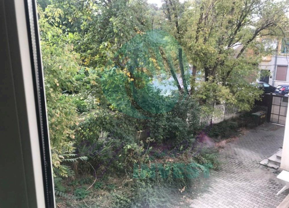 Vila RECONDITIONATA vis-a-vis de PARC - Poză 18