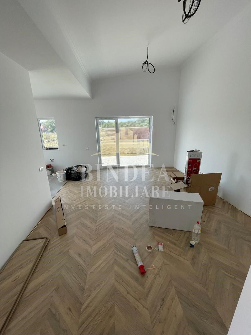 Duplex la sol 85mp utili 360mp teren Giarmata - Poză 3